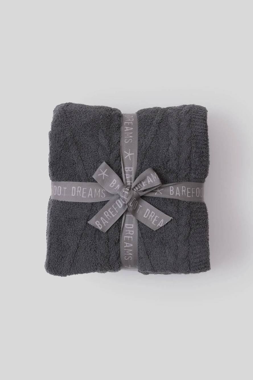 NEW BAREFOOT DREAMS cozychic fisherman cable throw in dark moss